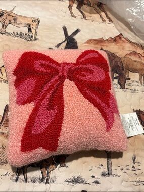 Decorative Pink Pillow with Red Bow Design - Ashland